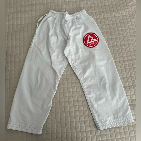 Gracie Barra White Jiu-Jitsu Gi Y3 - Picture 3 of 4